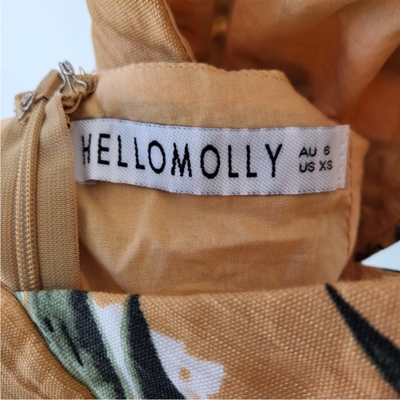 Backless Orange/Peach Romper - Picture 4 of 4